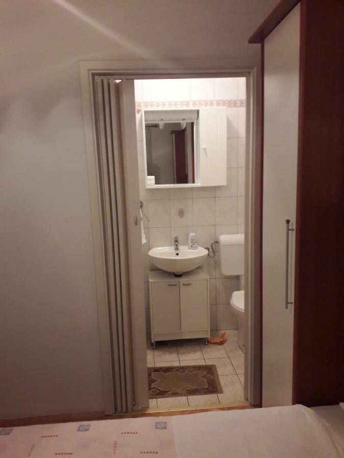 House Krk Hotel Đảo Krk Ngoại thất bức ảnh